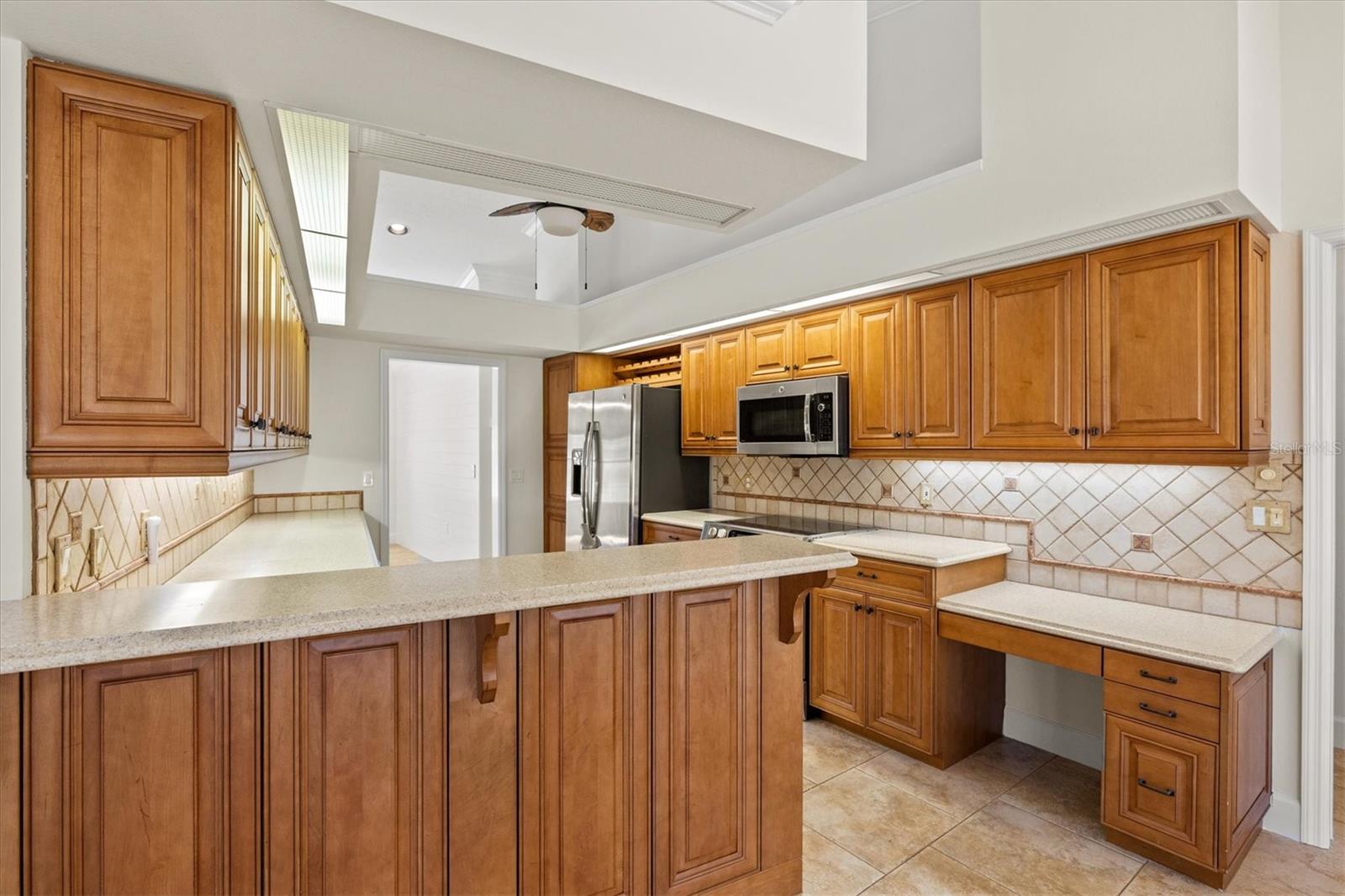 CALUSA LAKES - Residential