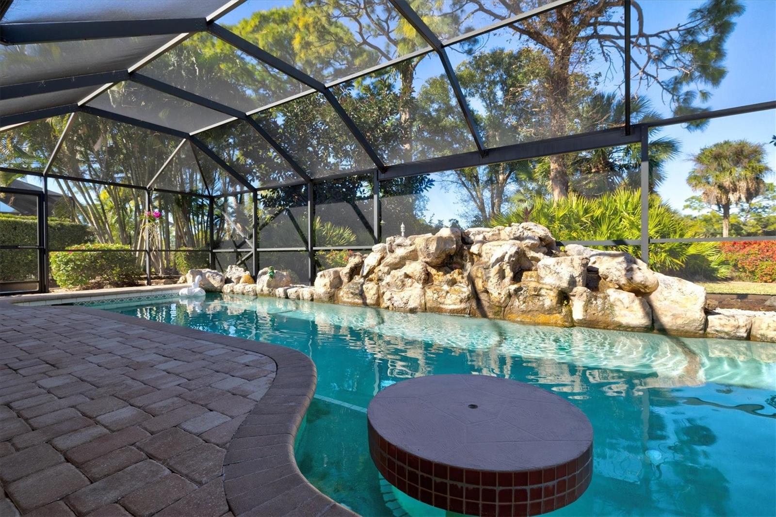 CALUSA LAKES - Residential