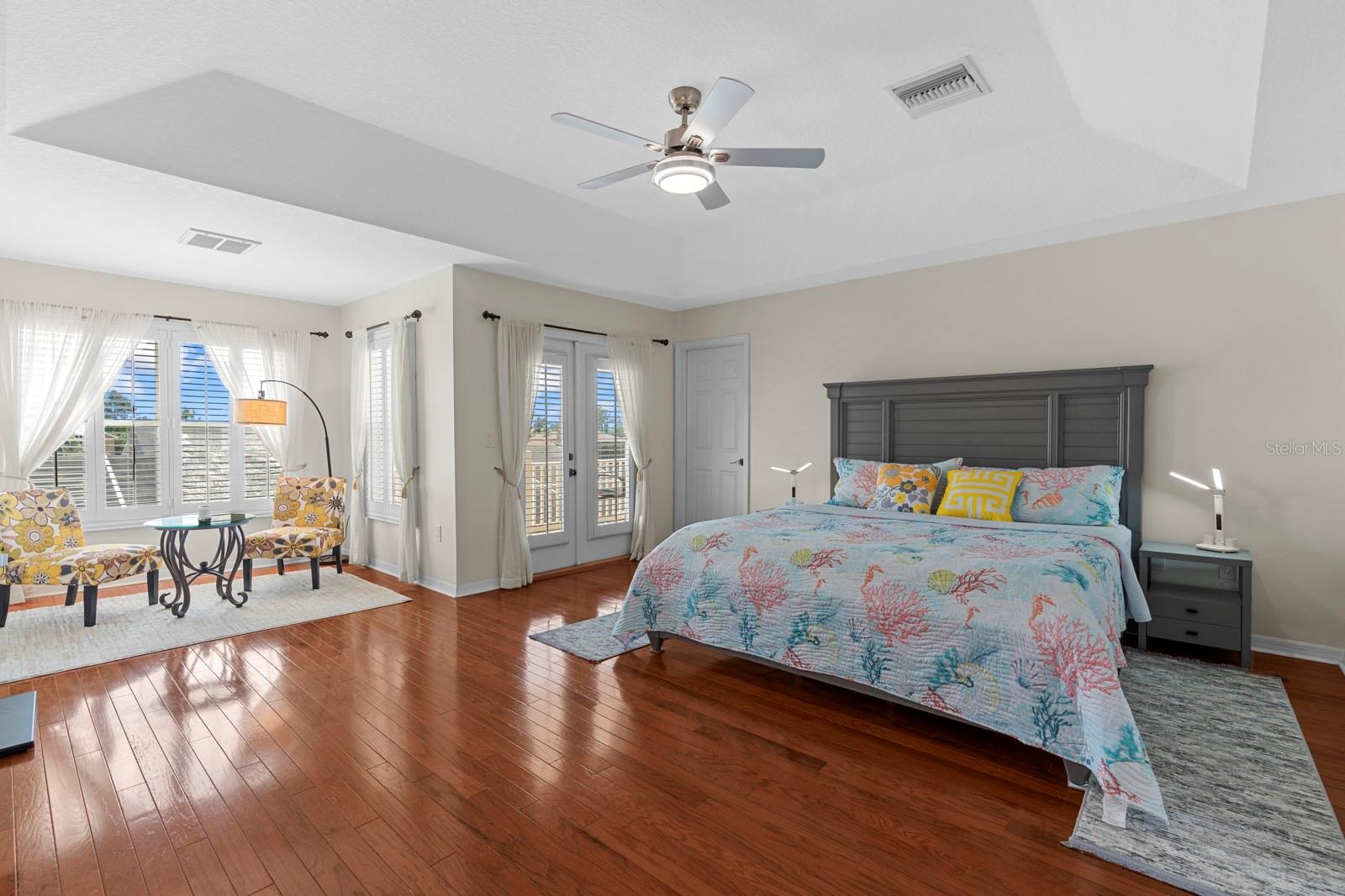 APOLLO BEACH UNIT 06 - Residential