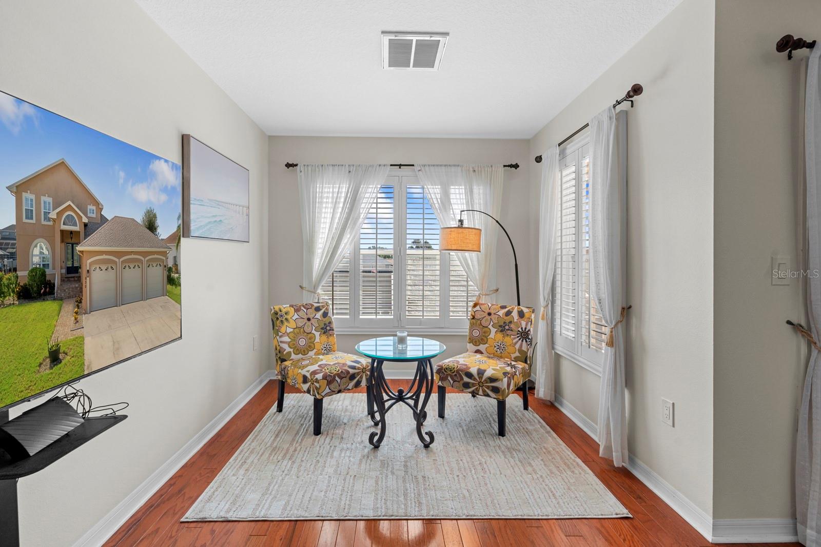 APOLLO BEACH UNIT 06 - Residential