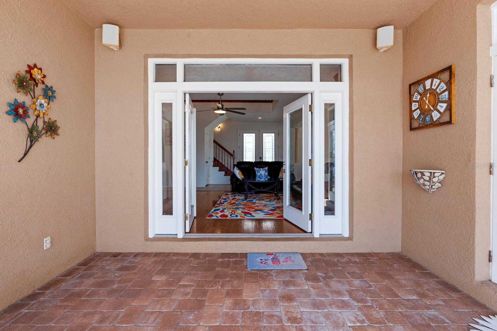 APOLLO BEACH UNIT 06 - Residential
