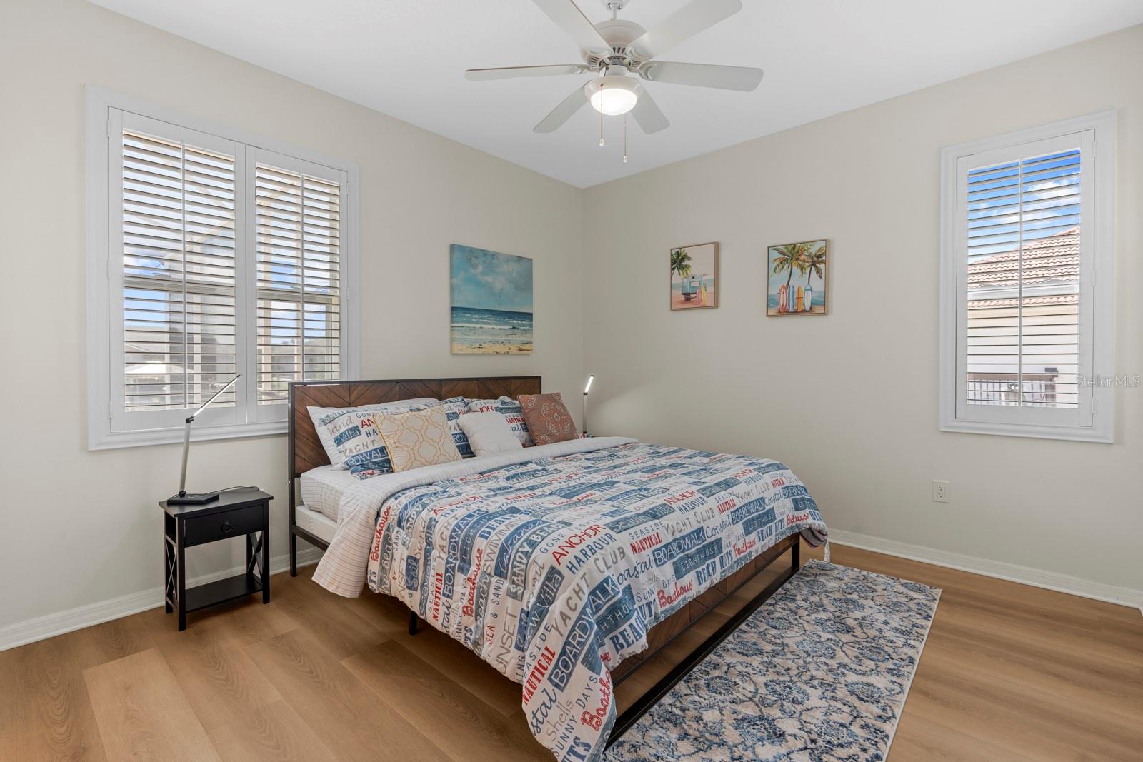 APOLLO BEACH UNIT 06 - Residential