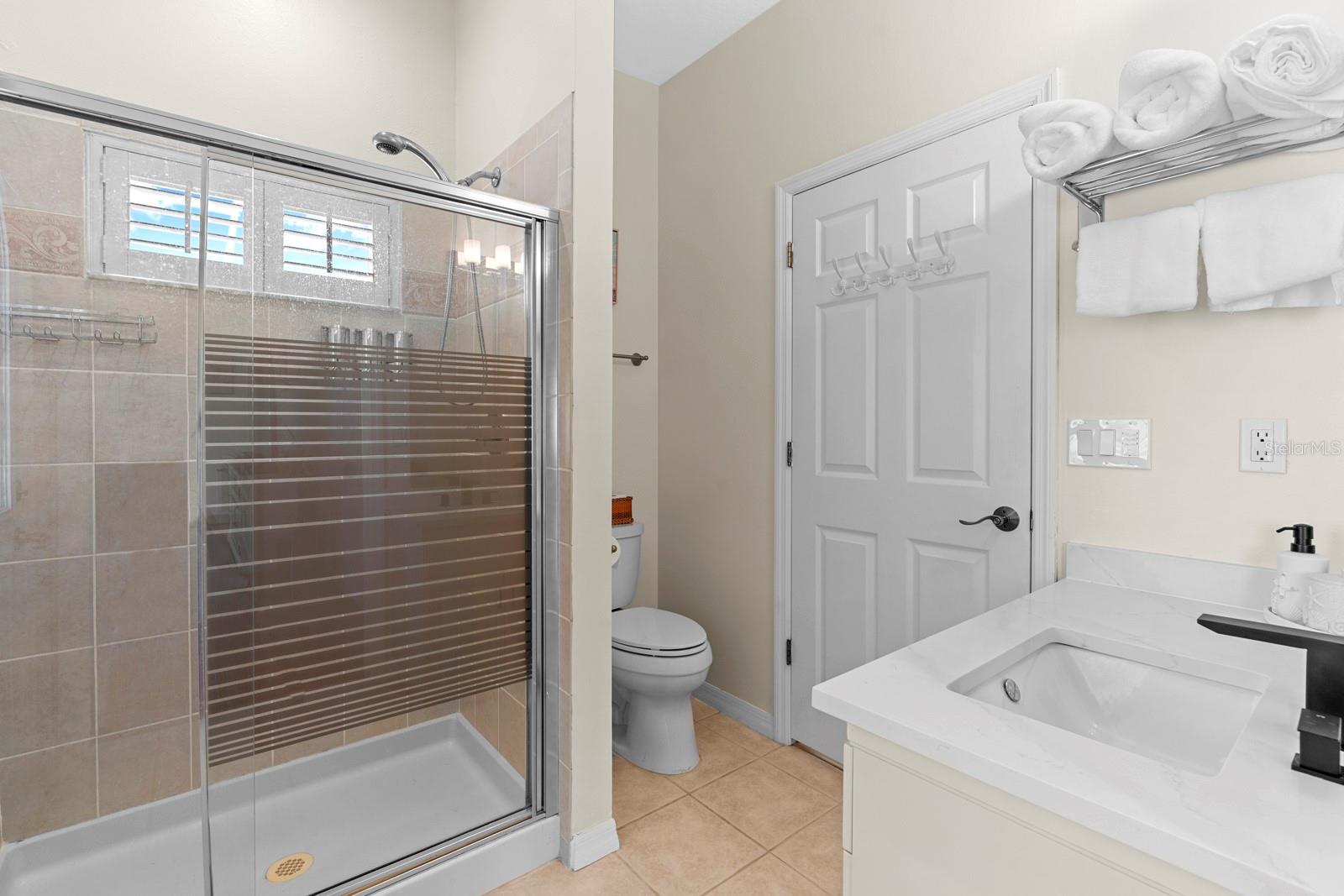 APOLLO BEACH UNIT 06 - Residential