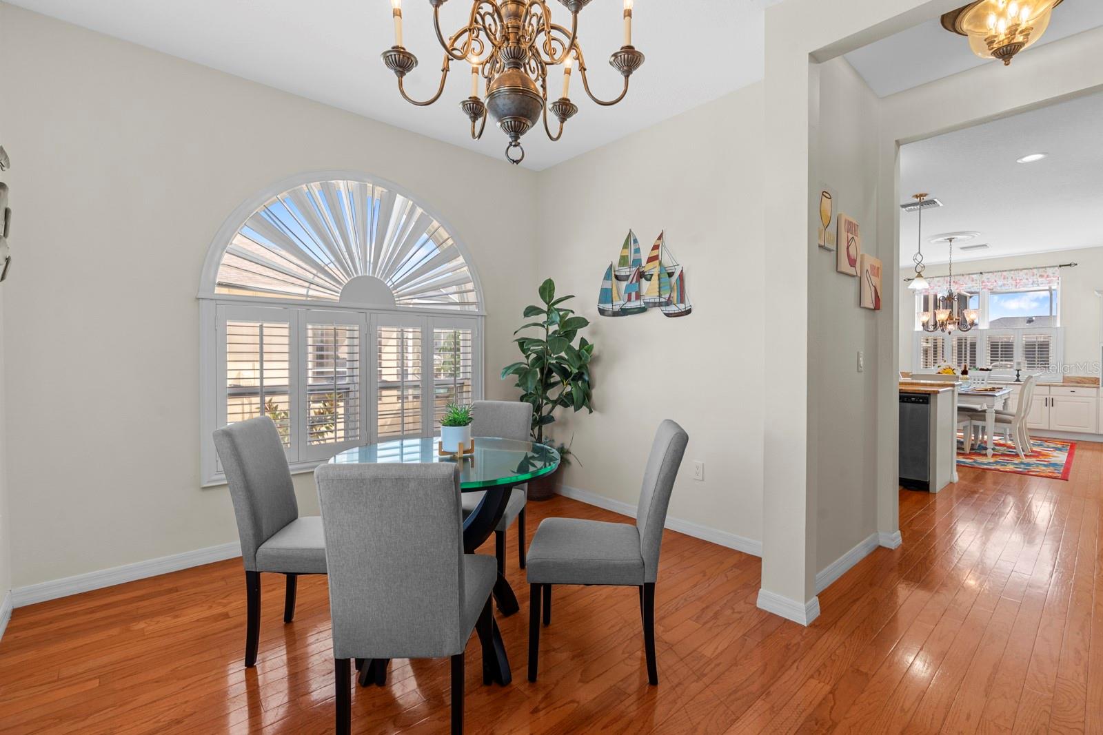 APOLLO BEACH UNIT 06 - Residential