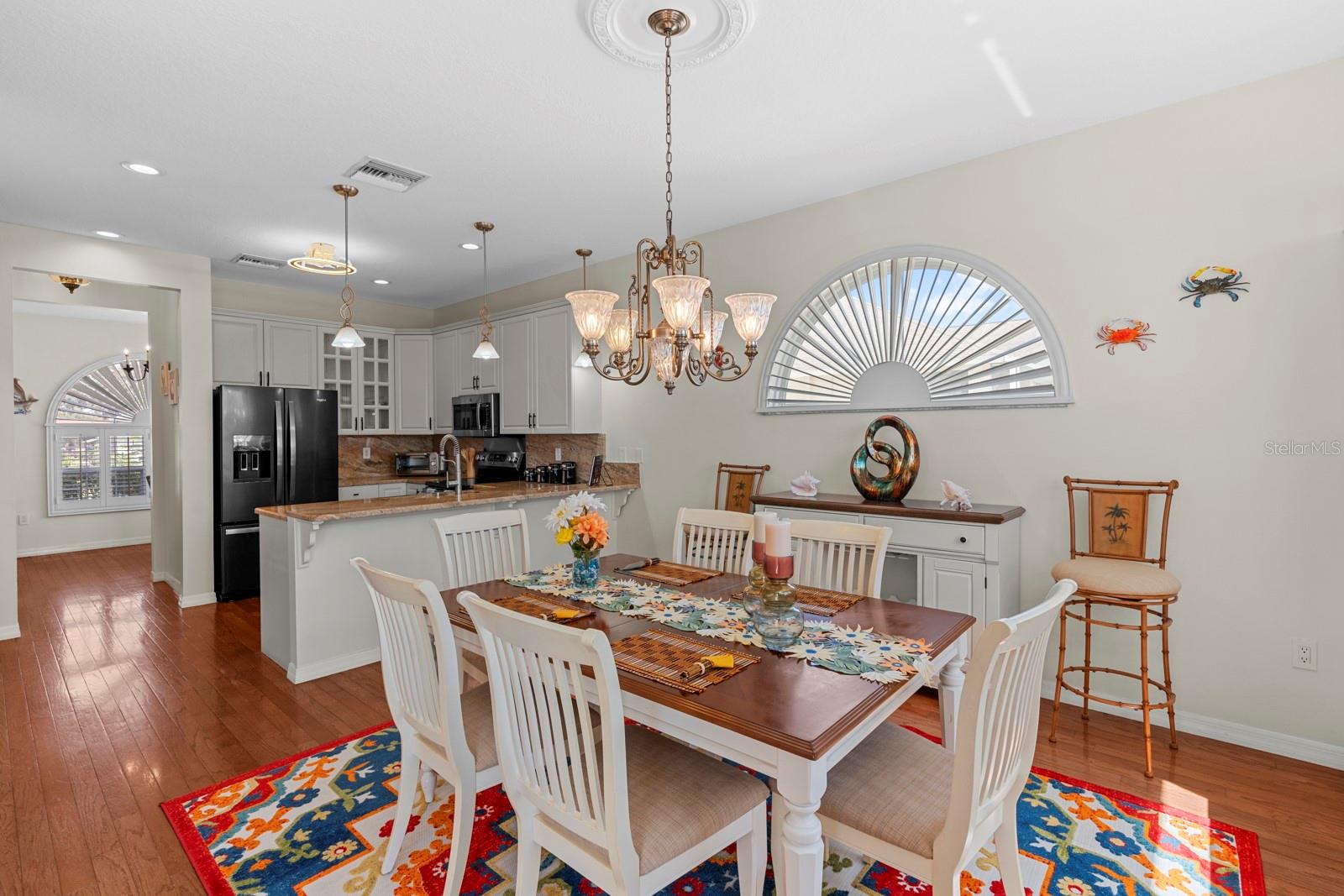APOLLO BEACH UNIT 06 - Residential