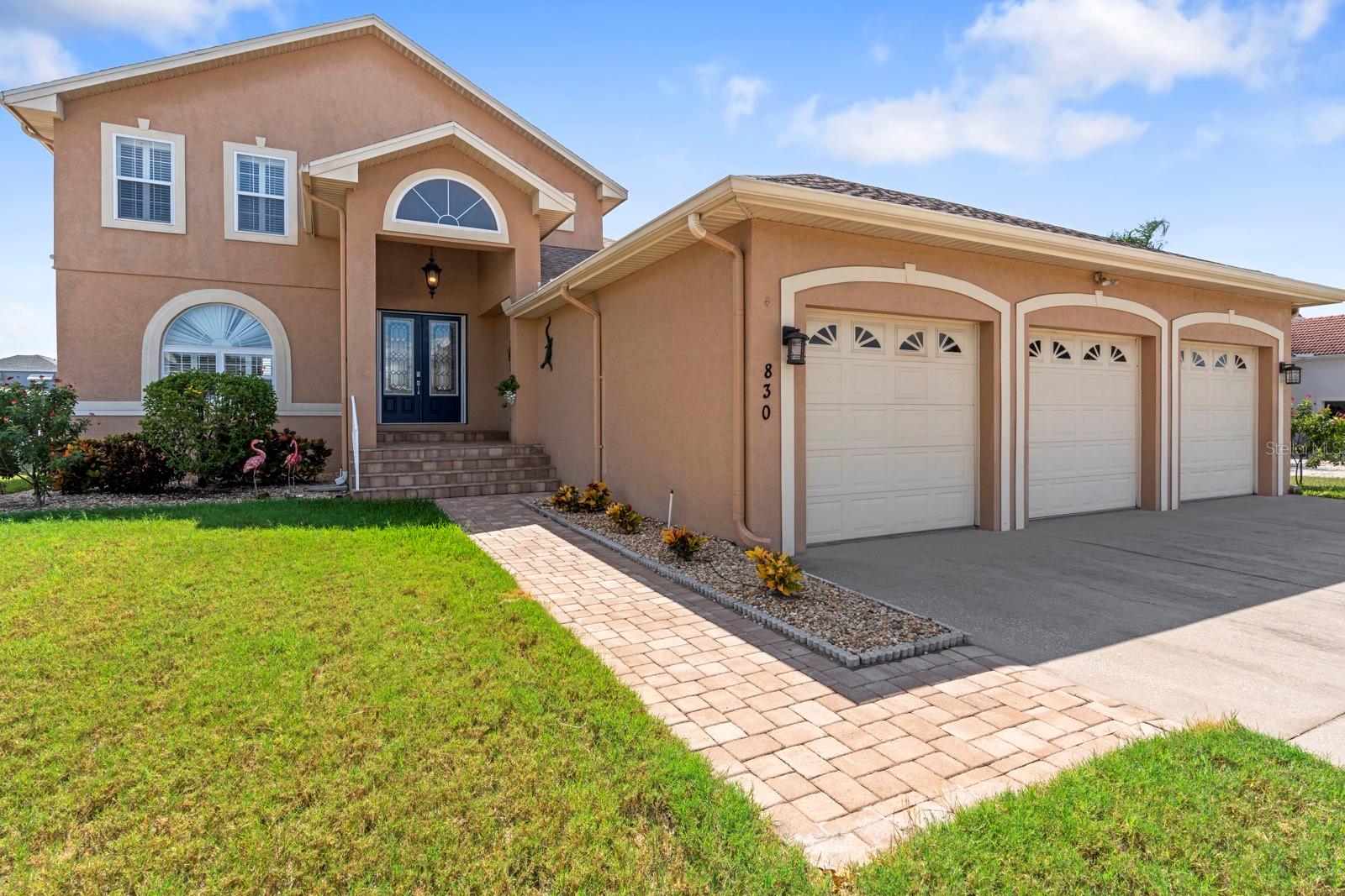 APOLLO BEACH UNIT 06 - Residential