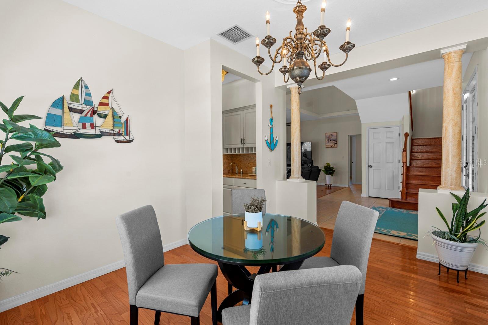 APOLLO BEACH UNIT 06 - Residential