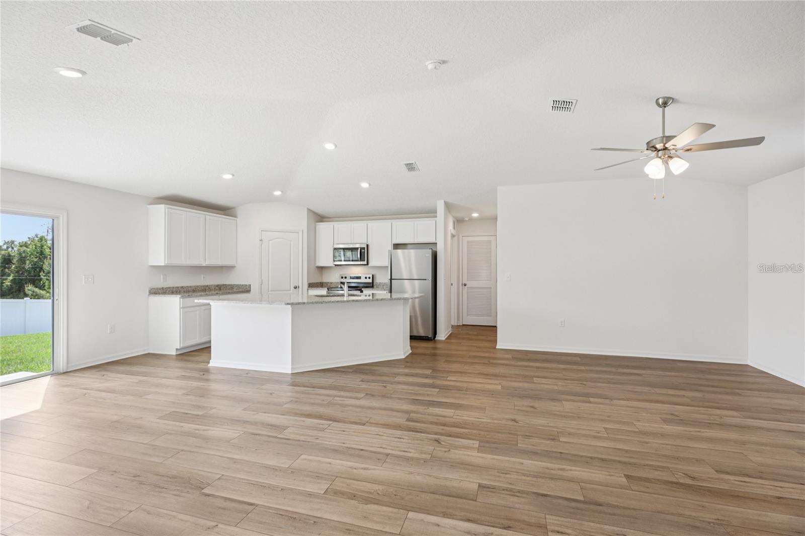 MARION OAKS UNIT 6 - Residential