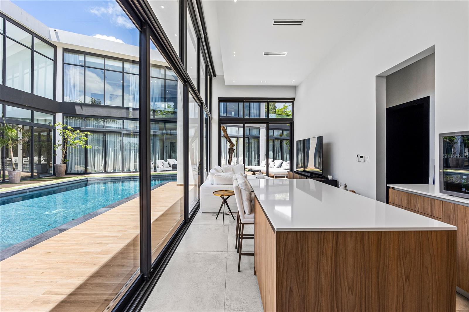 DORADO COUNTRY ESTATES - Residential