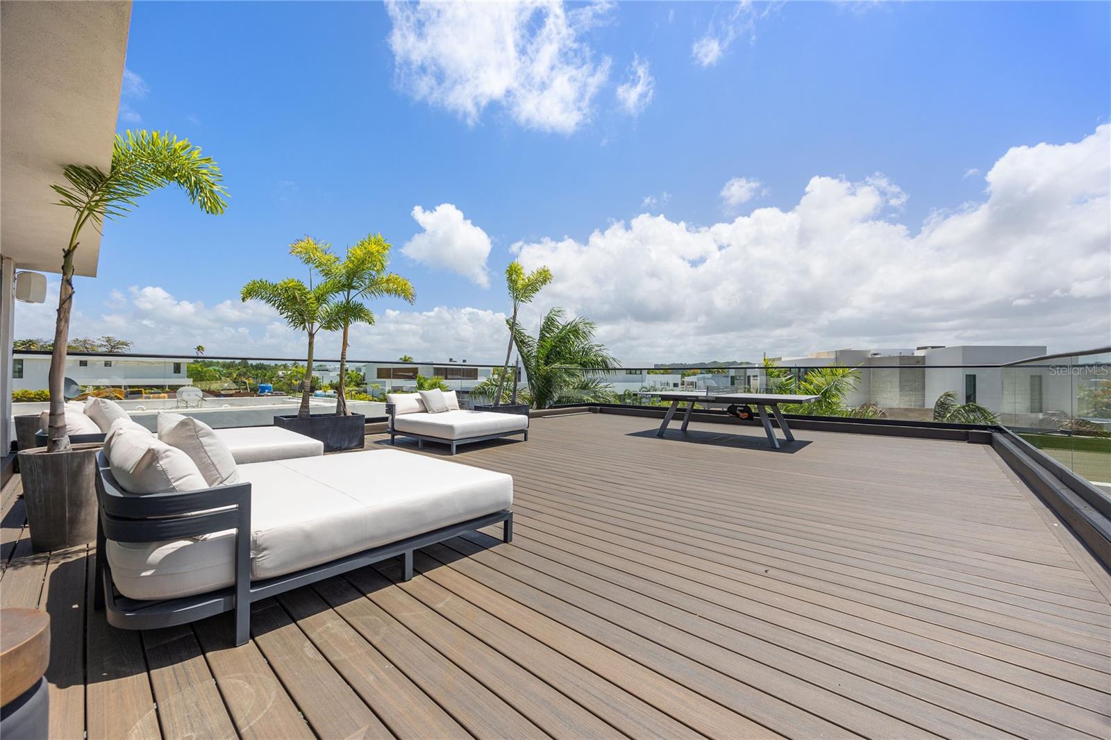DORADO COUNTRY ESTATES - Residential