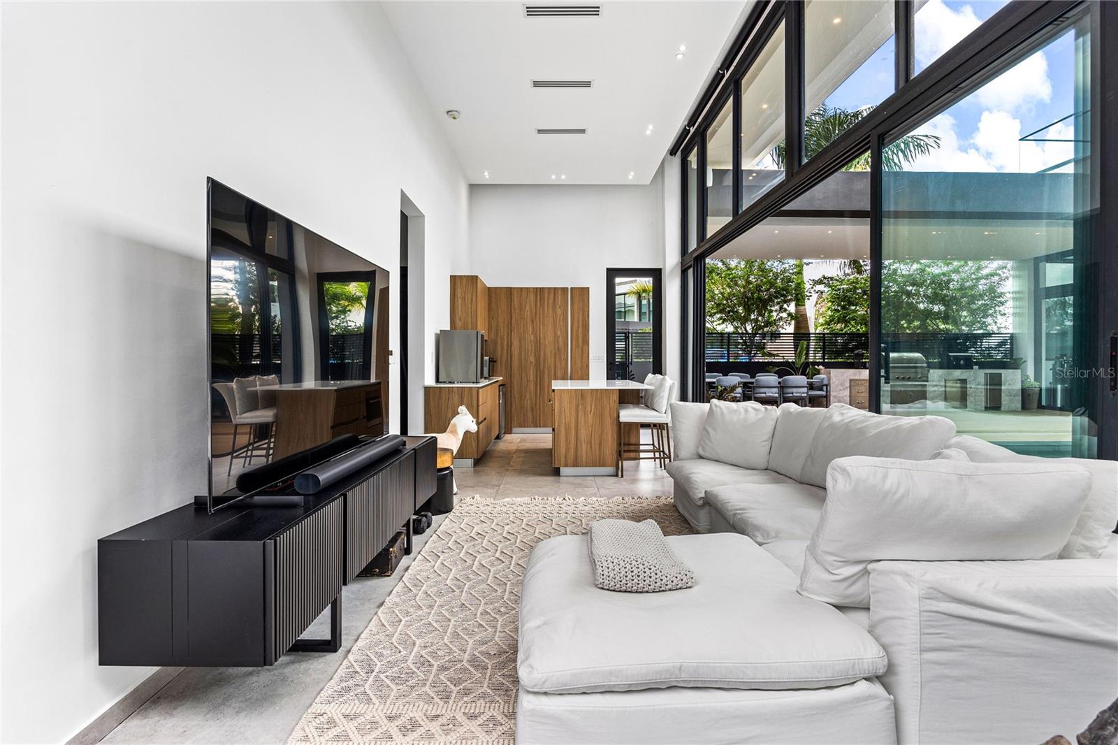 DORADO COUNTRY ESTATES - Residential