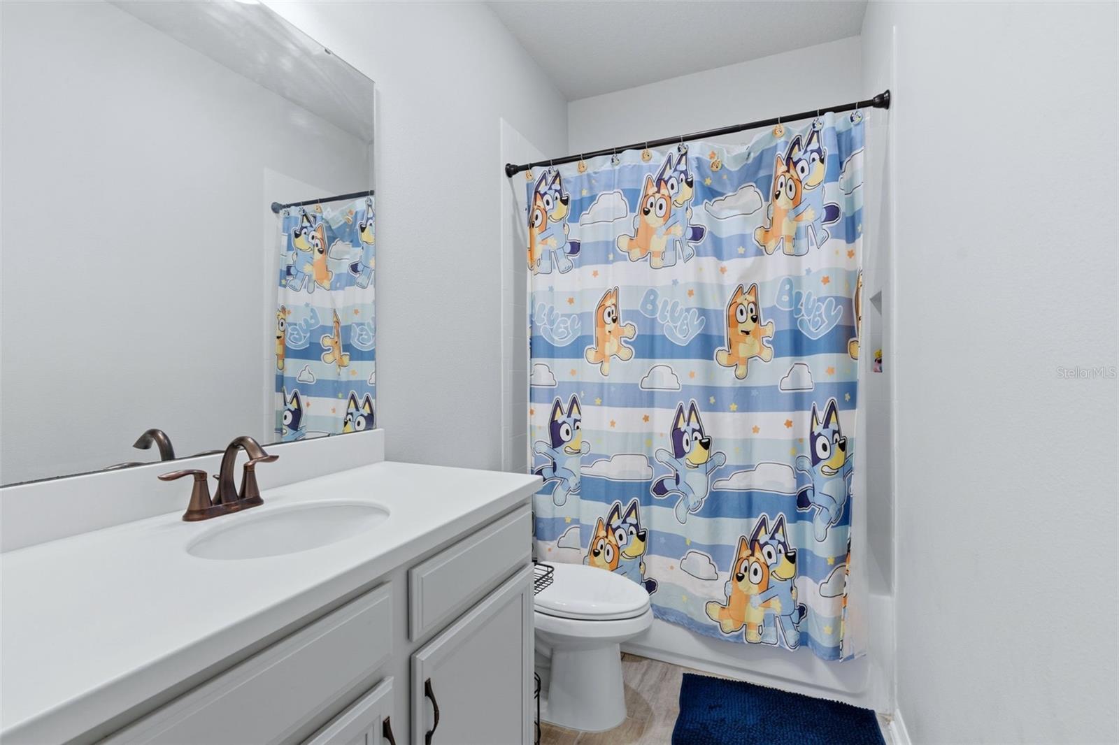 REAGAN POINTE - Residential