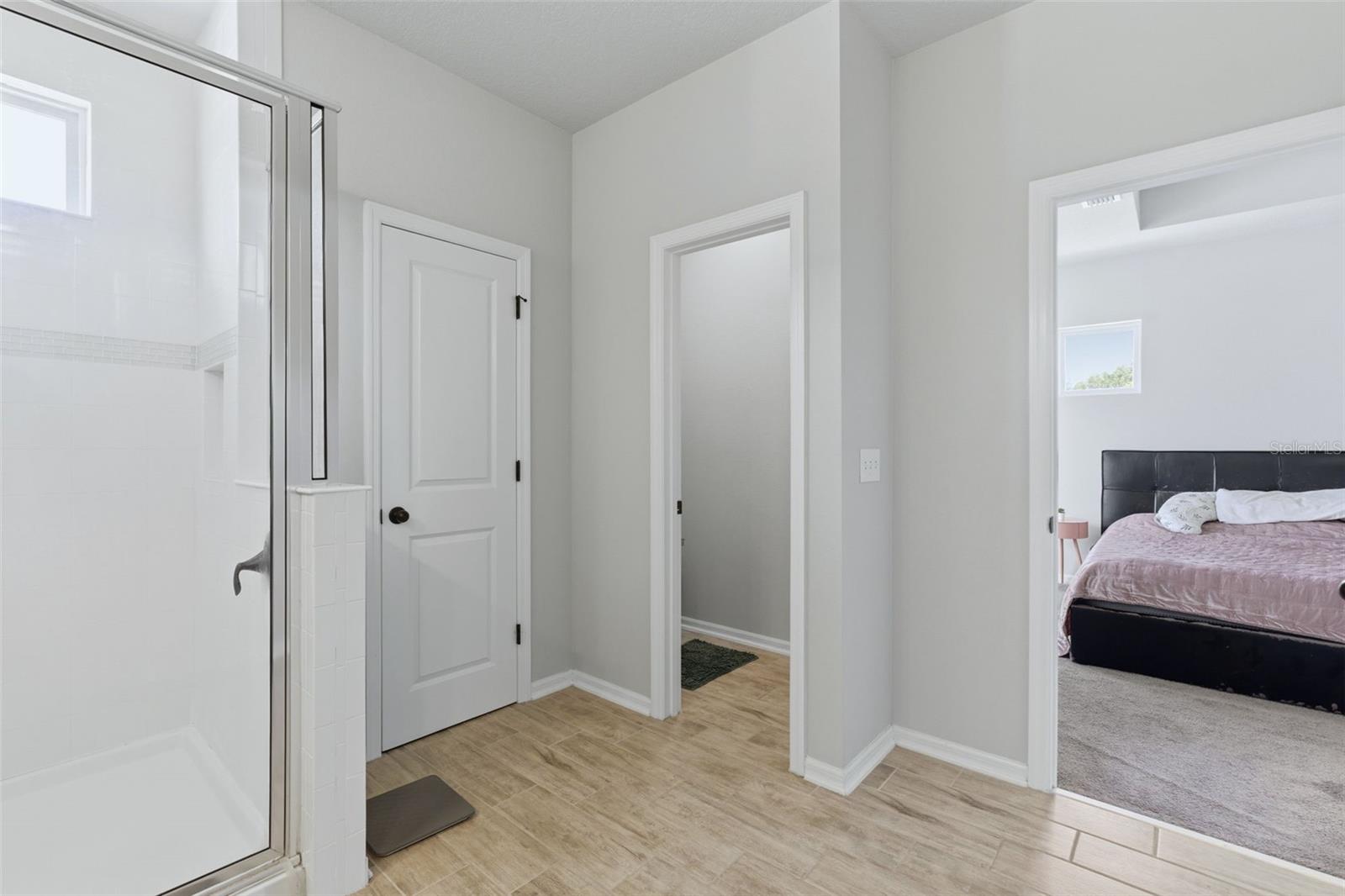 REAGAN POINTE - Residential