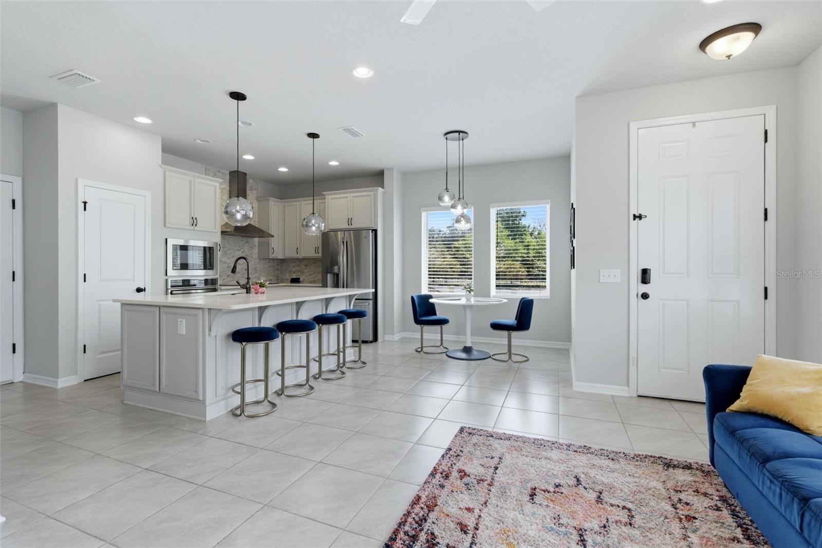 REAGAN POINTE - Residential