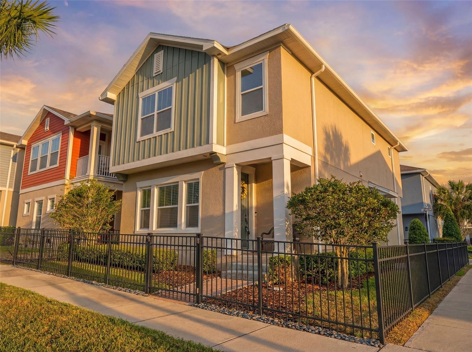 REAGAN POINTE - Residential