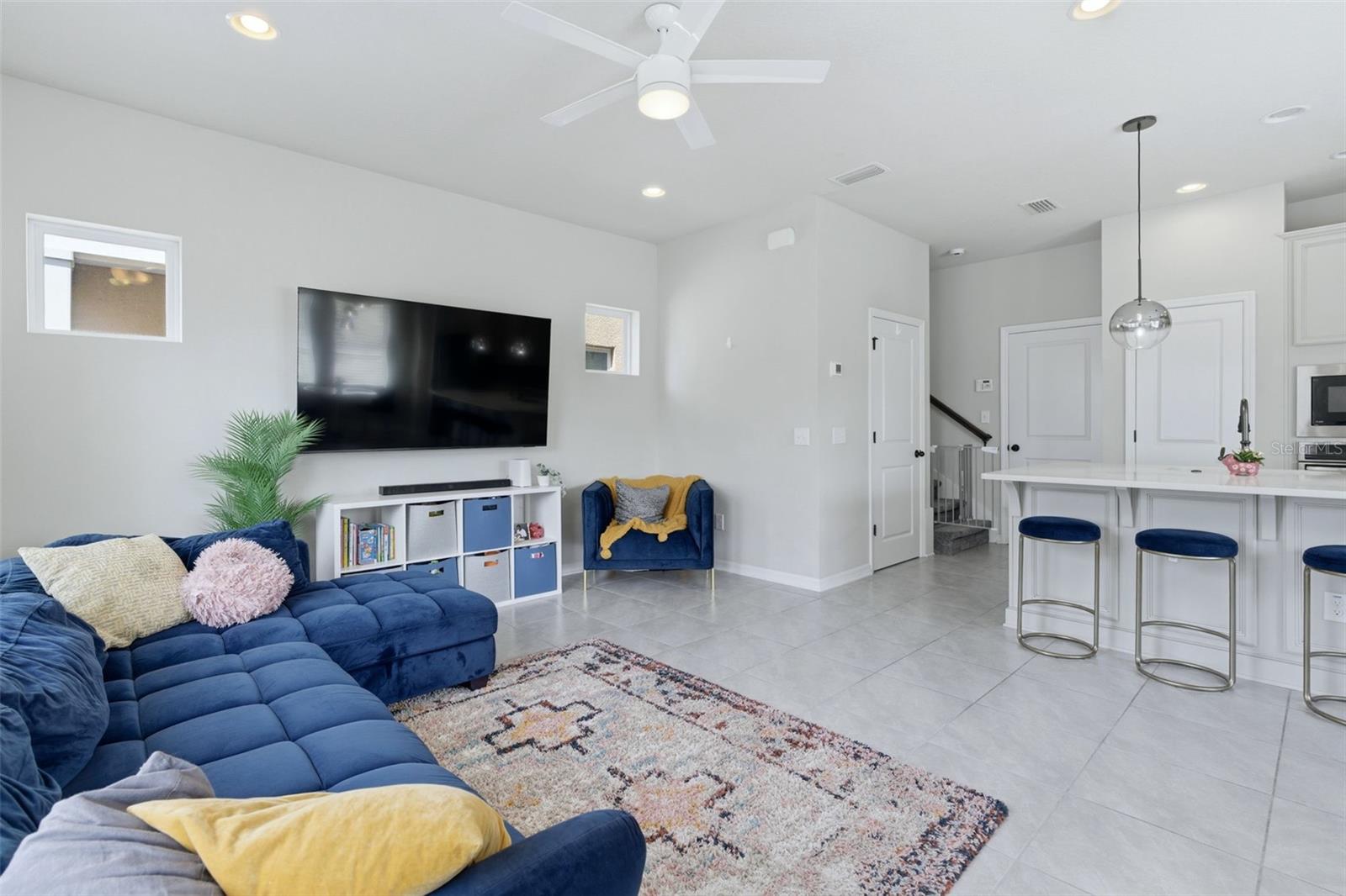 REAGAN POINTE - Residential