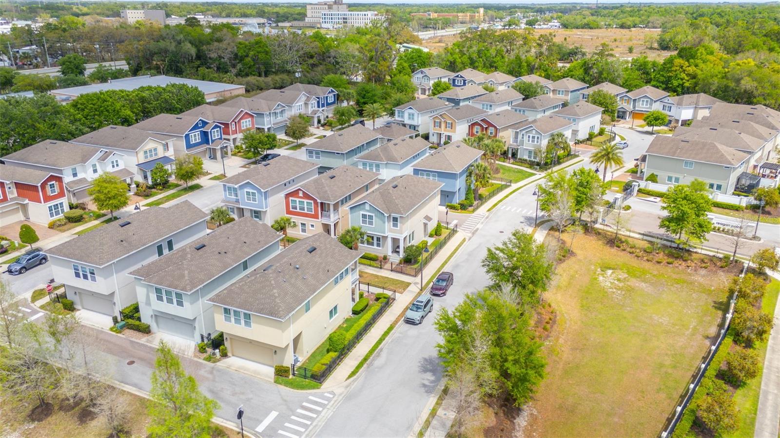 REAGAN POINTE - Residential