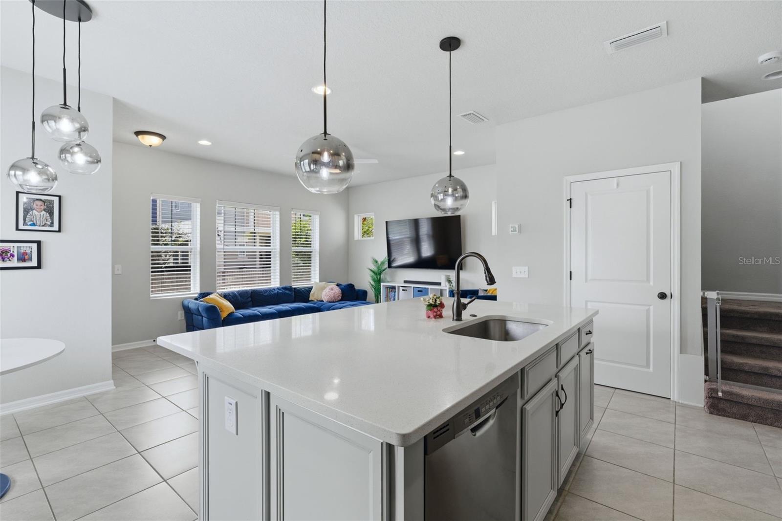 REAGAN POINTE - Residential