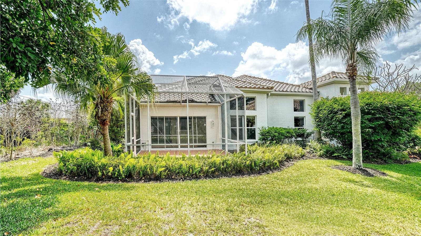 MIRA LAGO AT PALMER RANCH PH 1 - Residential