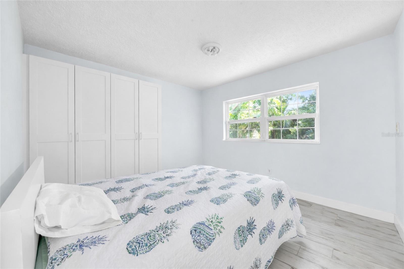 OVERLOOK DRIVE ESTATE - Residential