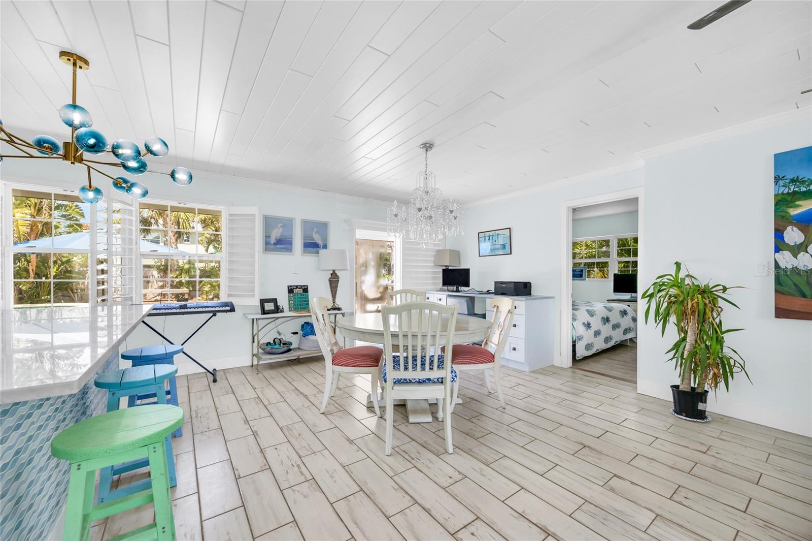 OVERLOOK DRIVE ESTATE - Residential