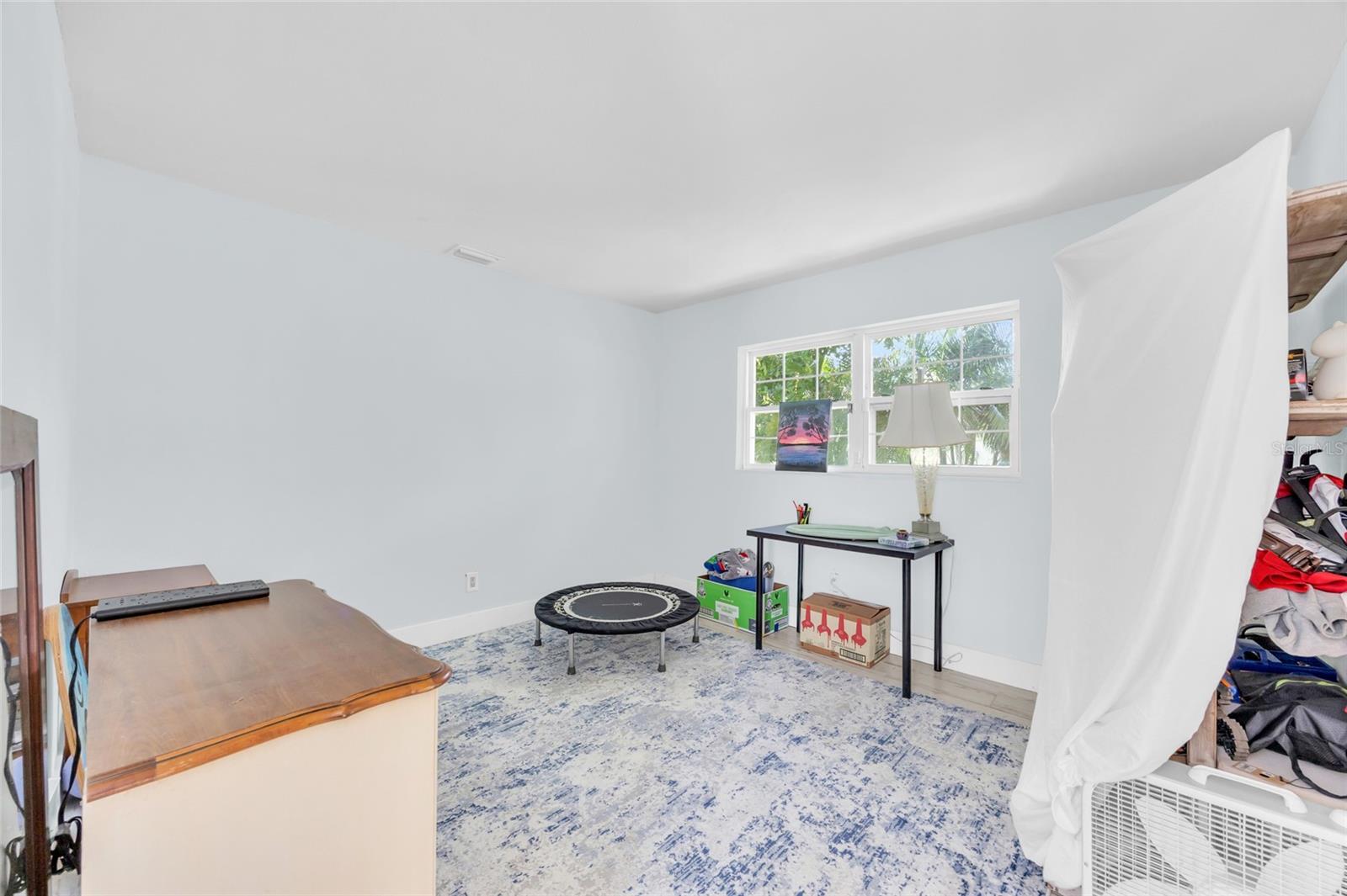 OVERLOOK DRIVE ESTATE - Residential