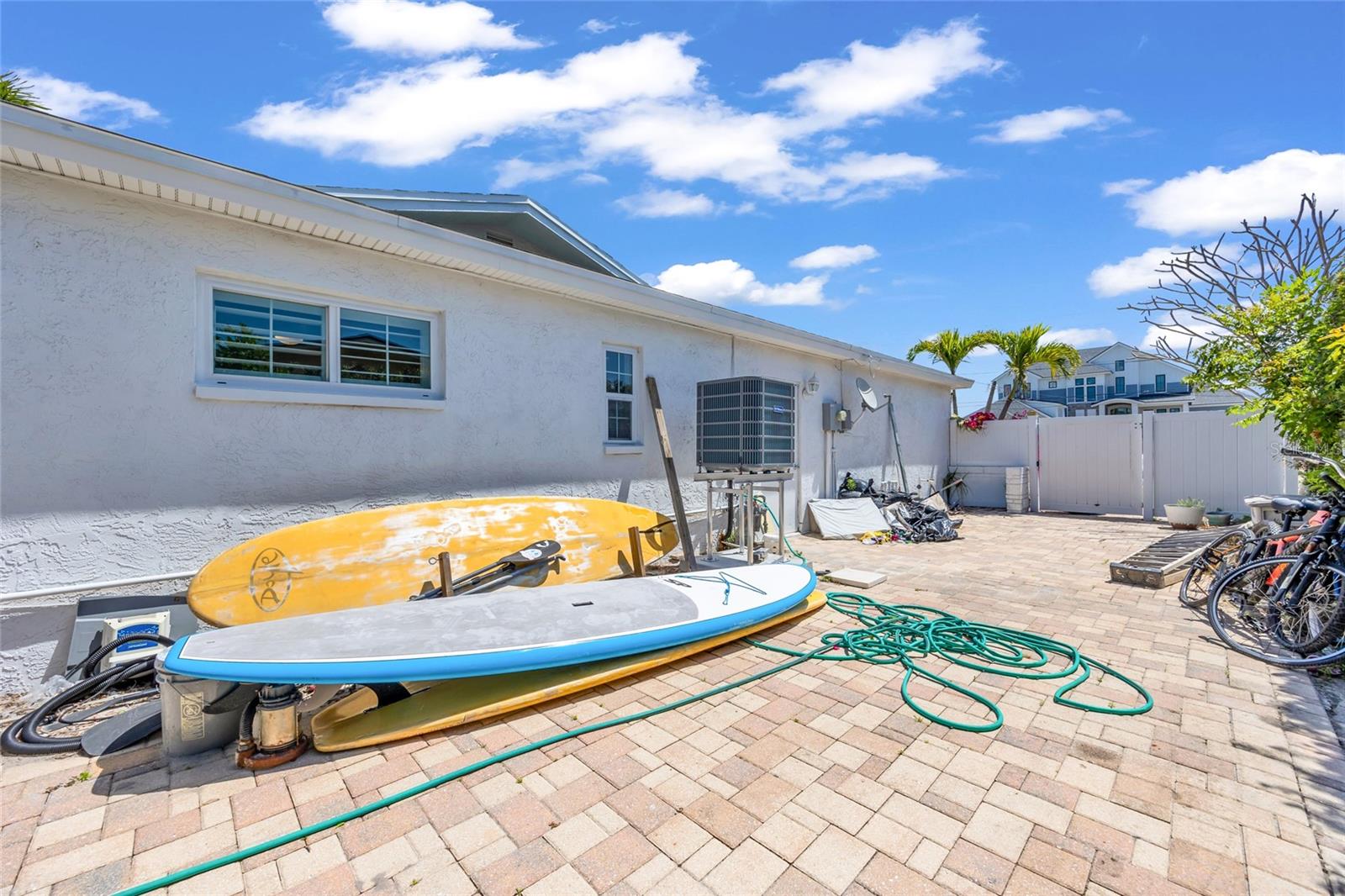 OVERLOOK DRIVE ESTATE - Residential