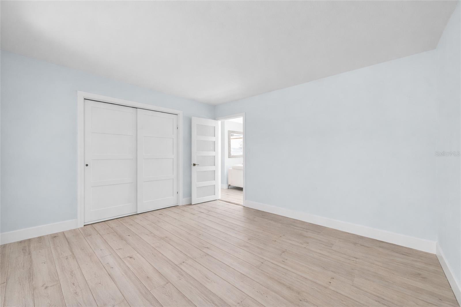 OVERLOOK DRIVE ESTATE - Residential