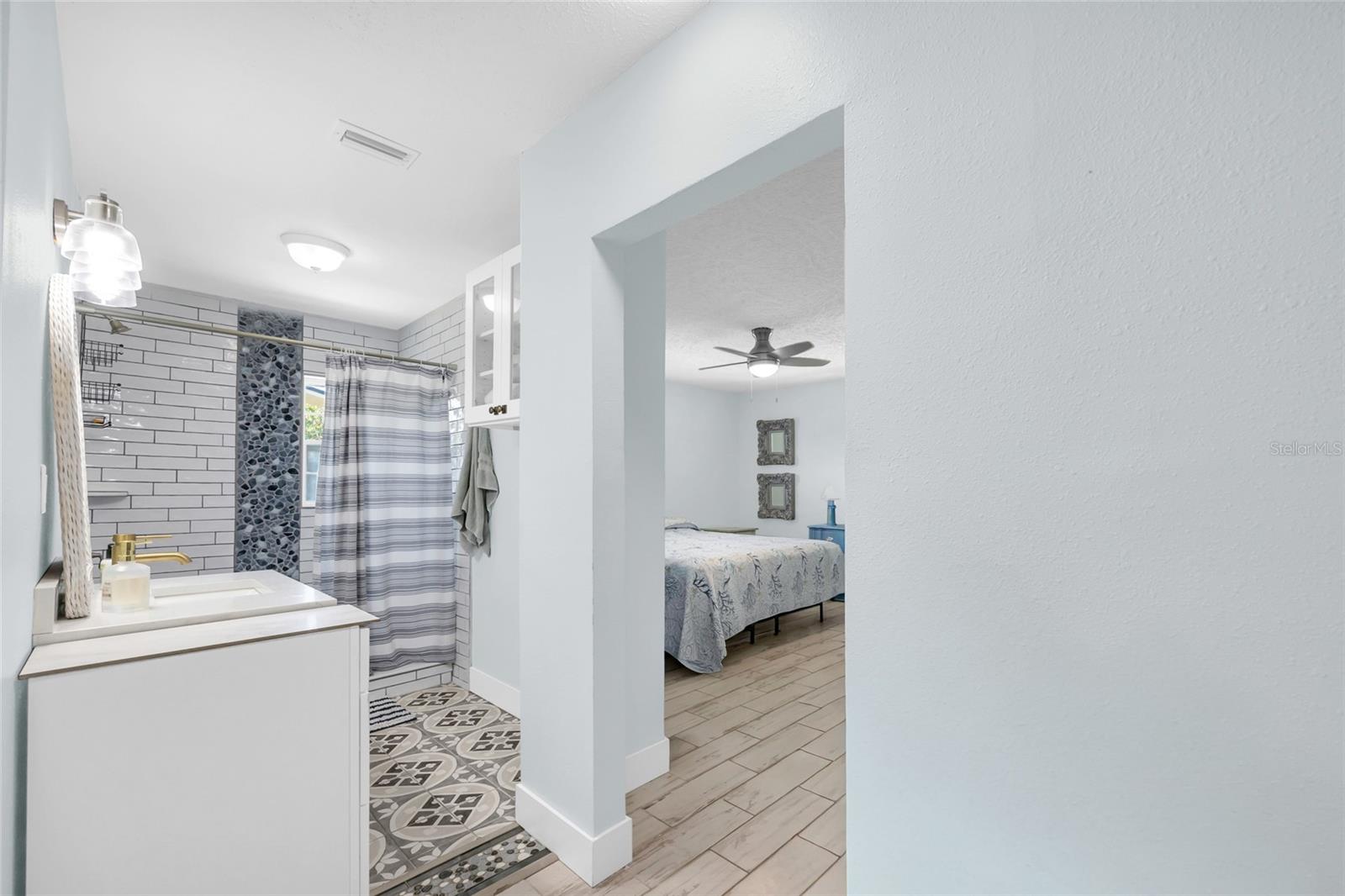 OVERLOOK DRIVE ESTATE - Residential