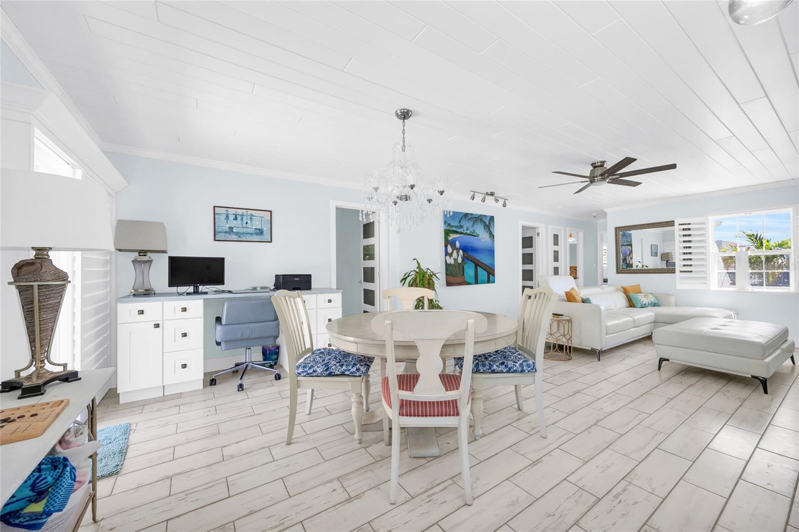 OVERLOOK DRIVE ESTATE - Residential