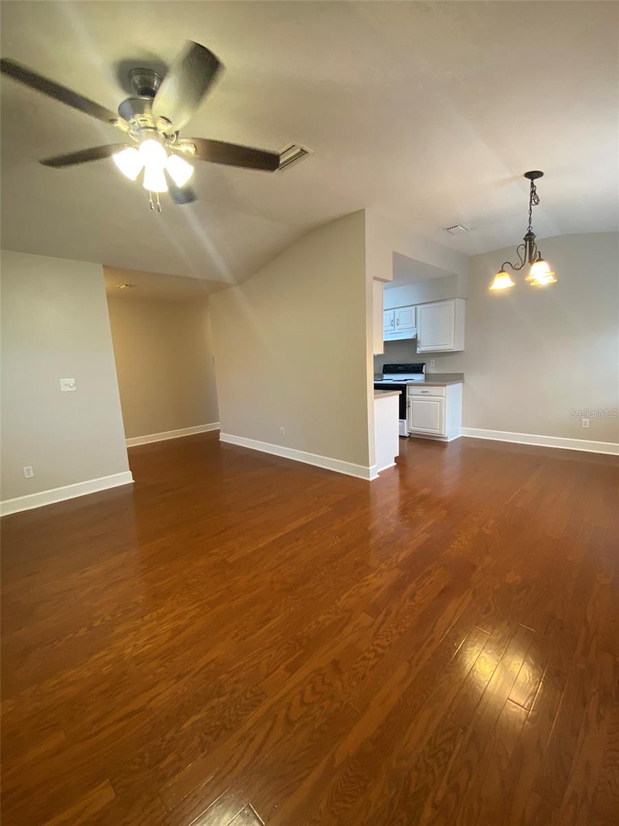 PALM GROVE - Residential Lease