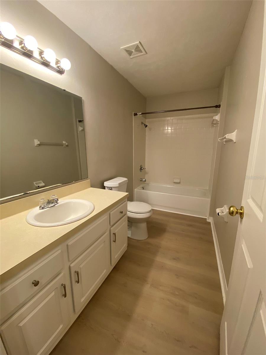 PALM GROVE - Residential Lease