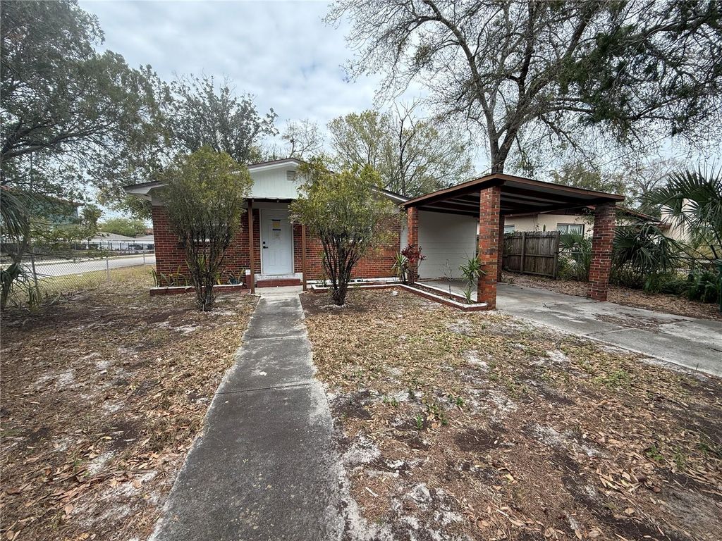 Photo of 1102 E Humphrey Street, Tampa, FL 33604 (MLS # TB8480555)