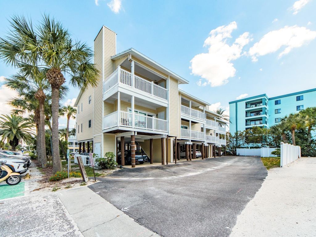Photo of 2406 Gulf Boulevard #204, Indian Rocks Beach, FL 33785 (MLS # TB8494357)