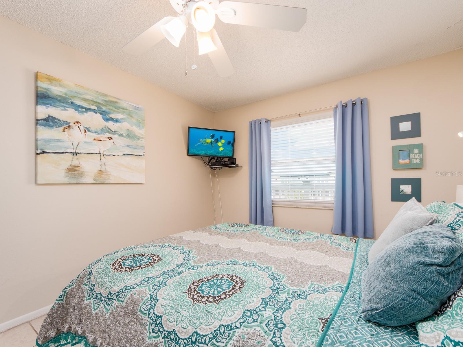 SUNRAKER WEST CONDO - Residential