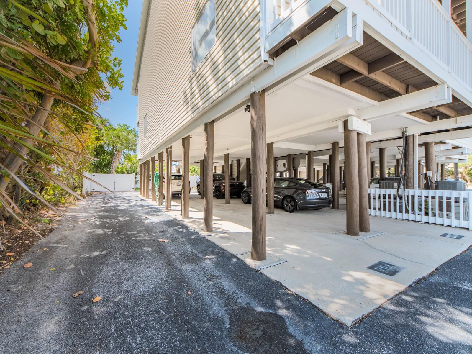 SUNRAKER WEST CONDO - Residential
