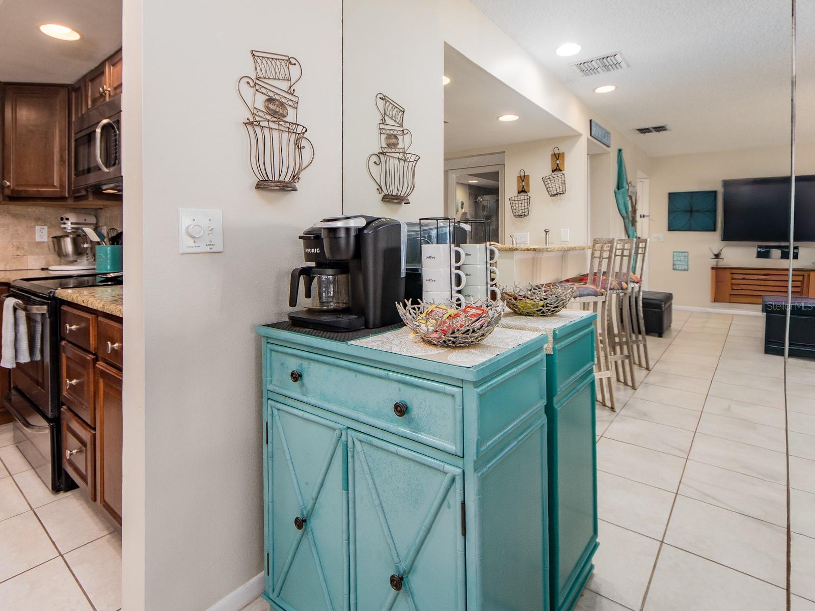 SUNRAKER WEST CONDO - Residential