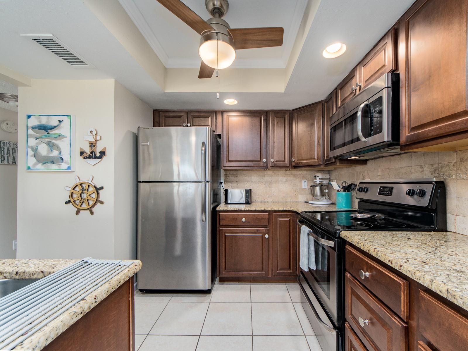 SUNRAKER WEST CONDO - Residential