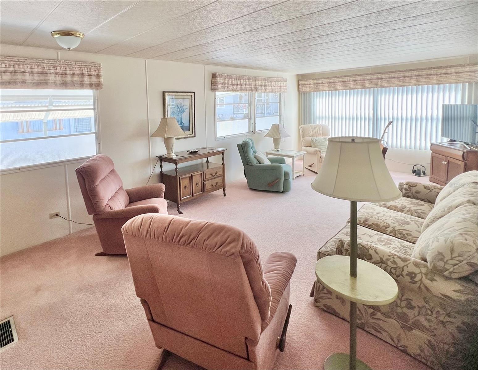 FAIRWAY VILLAGE MOBILE HOME PARK UNREC - Residential