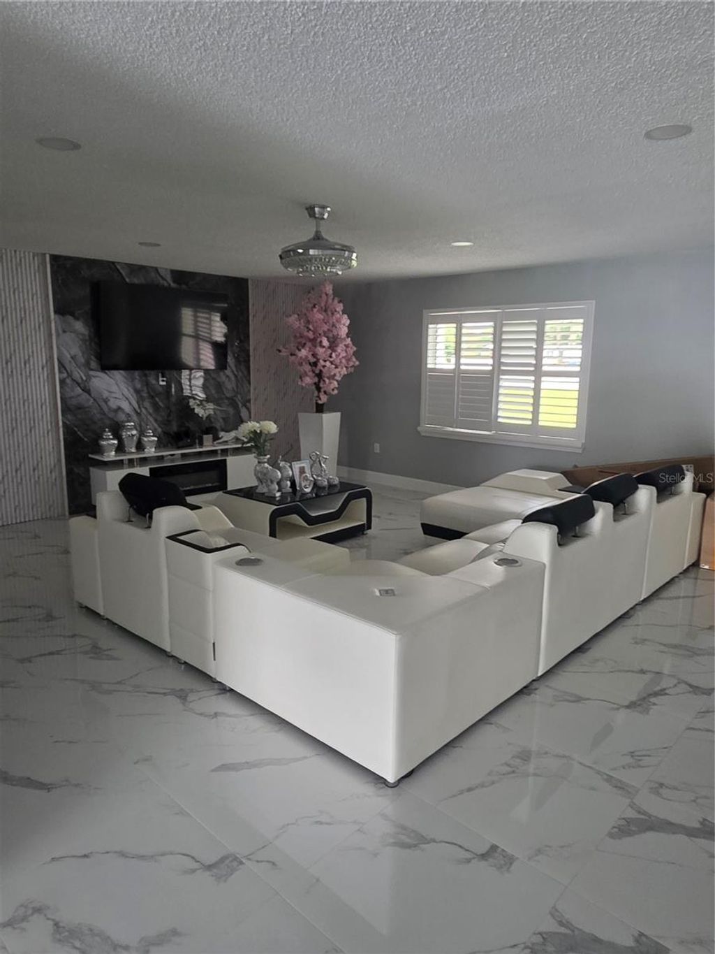 Photo of 4821 Platt Road, Plant City, FL 33565 (MLS # TB8469160)