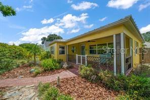 Photo of 144 30th Avenue NE, St Petersburg, FL 33704 (MLS # TB8518754)