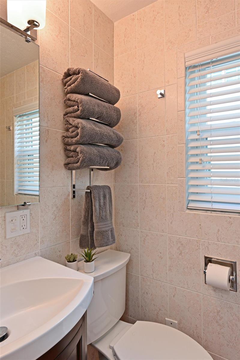 FLAMINGO CAY APTS AMD - Residential