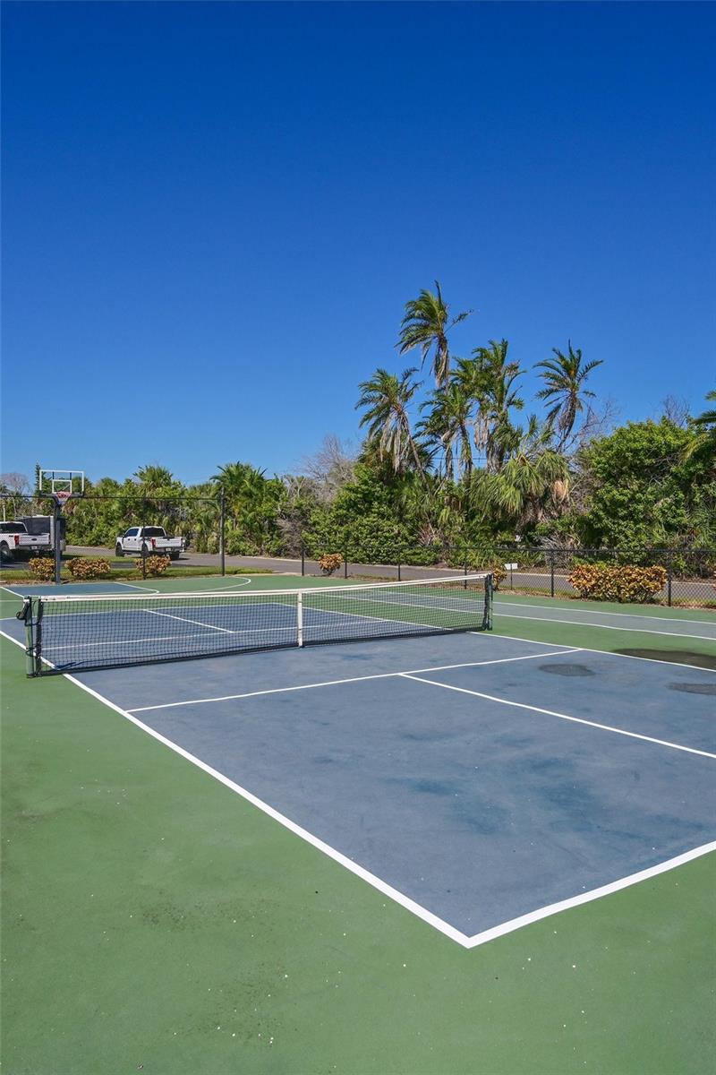 FLAMINGO CAY APTS AMD - Residential