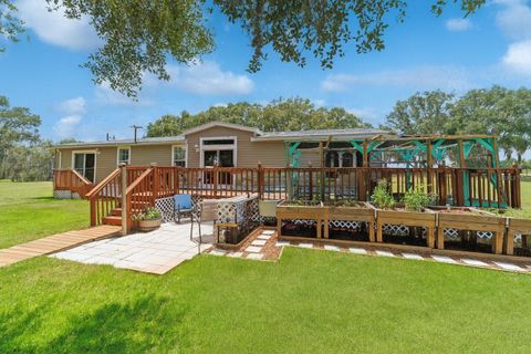 Tiny photo for 12651 SE County Road 337, Dunnellon, FL 34431 (MLS # OM704516)
