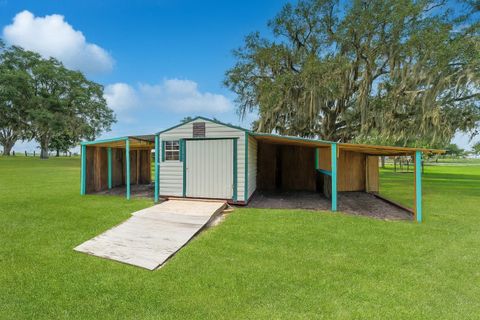 Tiny photo for 12651 SE County Road 337, Dunnellon, FL 34431 (MLS # OM704516)