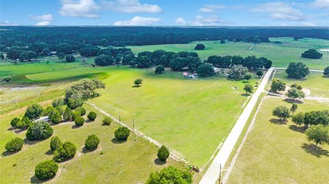 Tiny photo for 12651 SE County Road 337, Dunnellon, FL 34431 (MLS # OM704516)