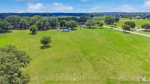 Tiny photo for 12651 SE County Road 337, Dunnellon, FL 34431 (MLS # OM704516)
