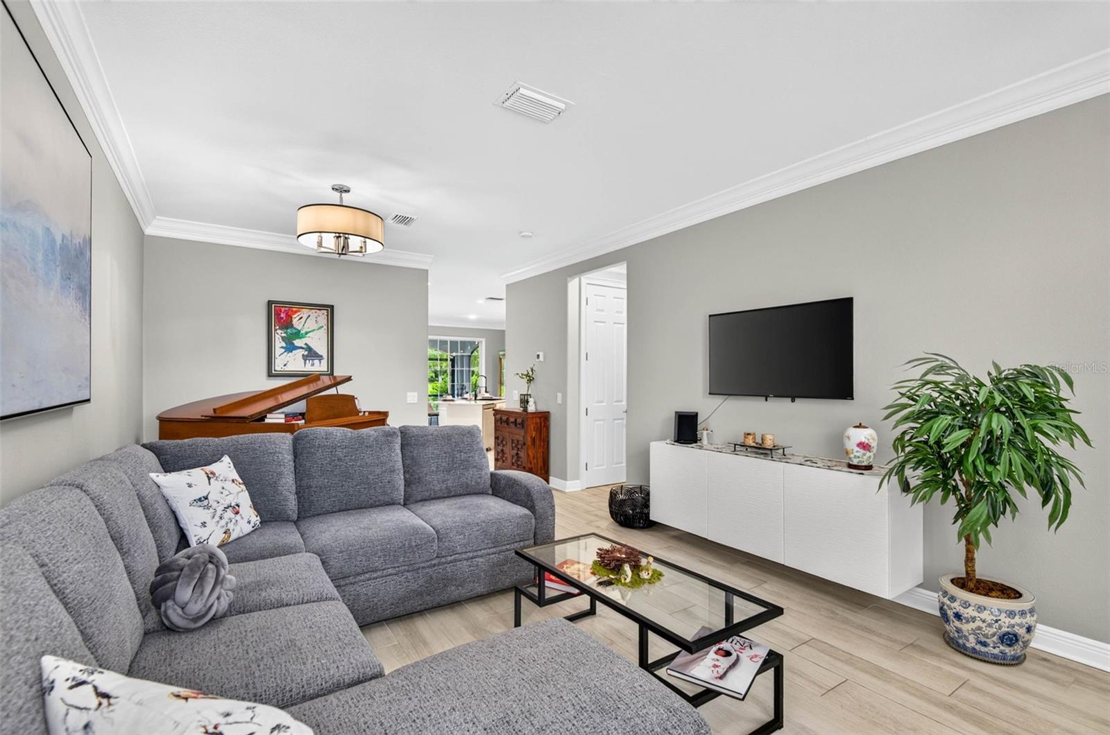 10324 SAVILLE ROWE LANE
