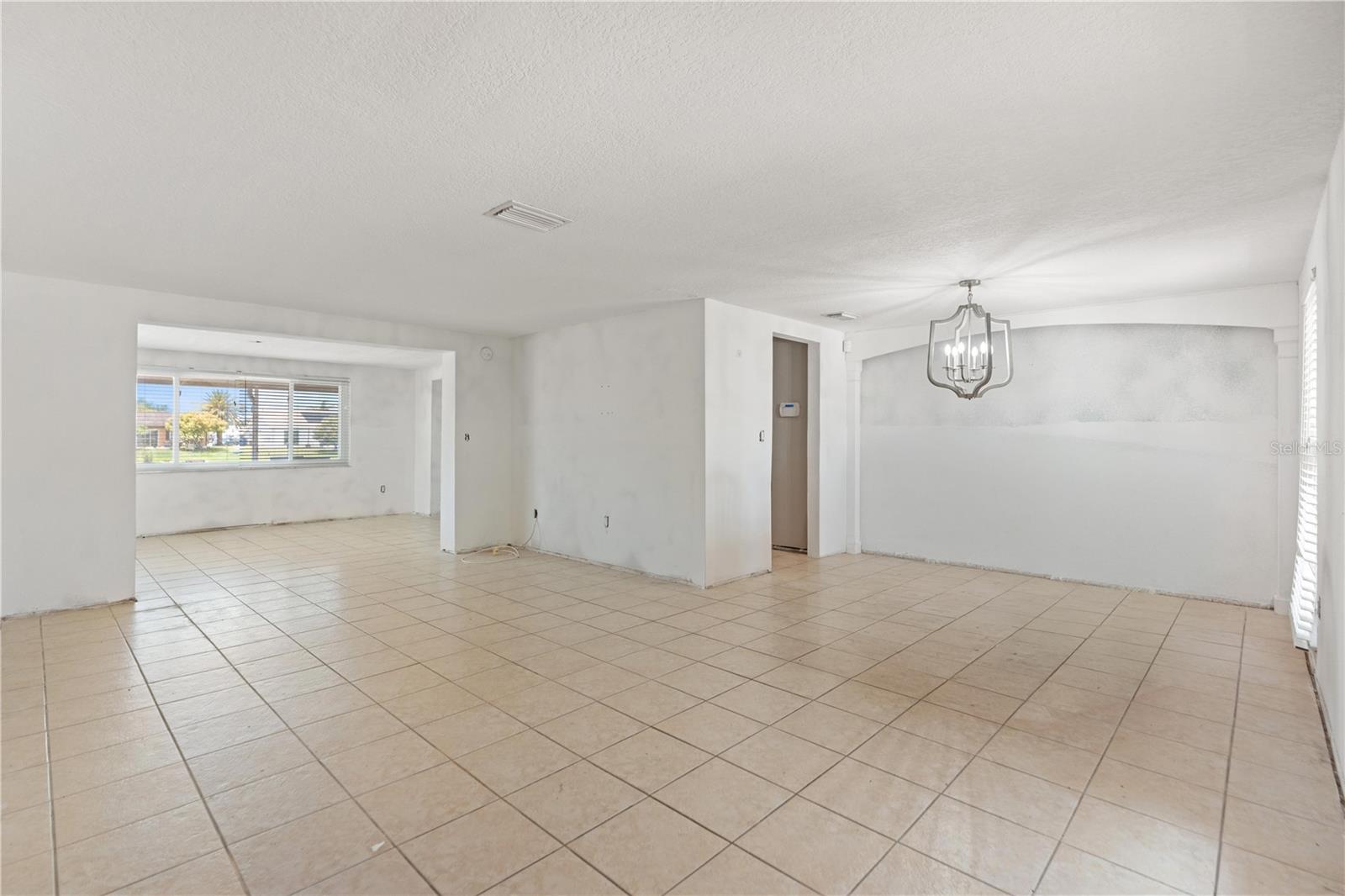 BEACON SQUARE - Residential