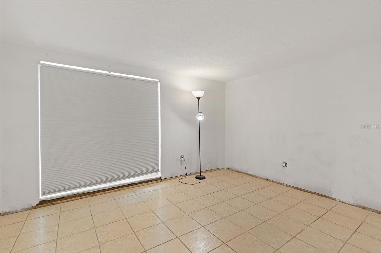 BEACON SQUARE - Residential